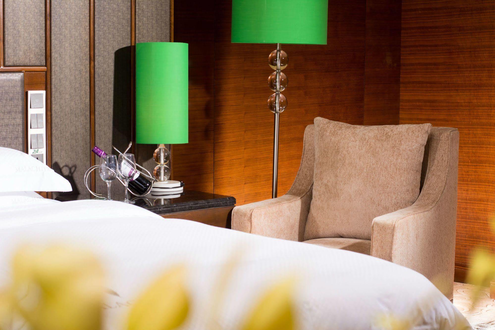 Malachite Hotel Dongguan Dongguan  Buitenkant foto